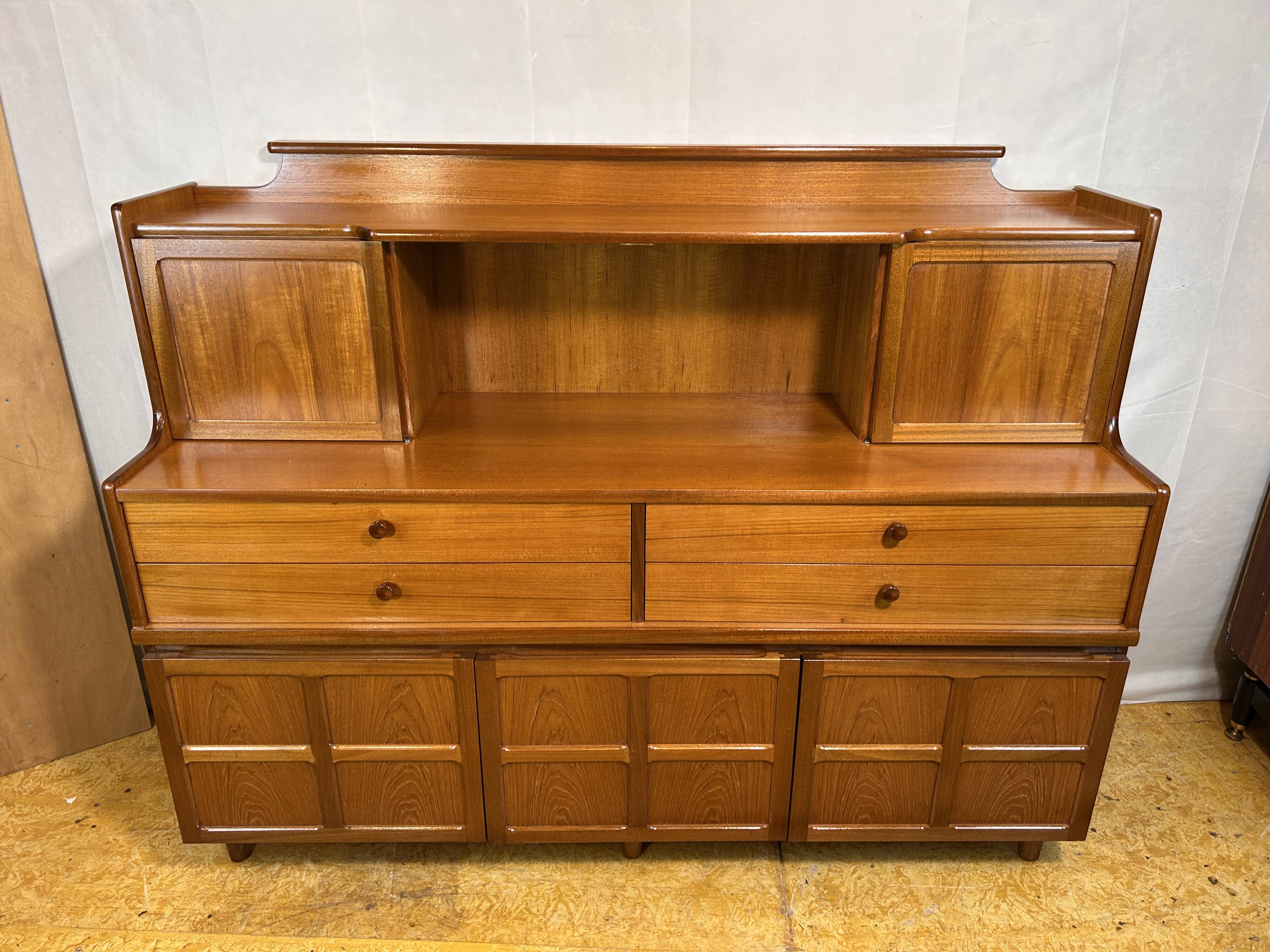 Mid-Century Retro Vintage Teak Highboard by Nathan 1960–1970  Exceptionally