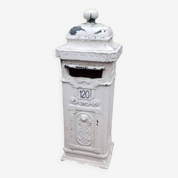 Mail box