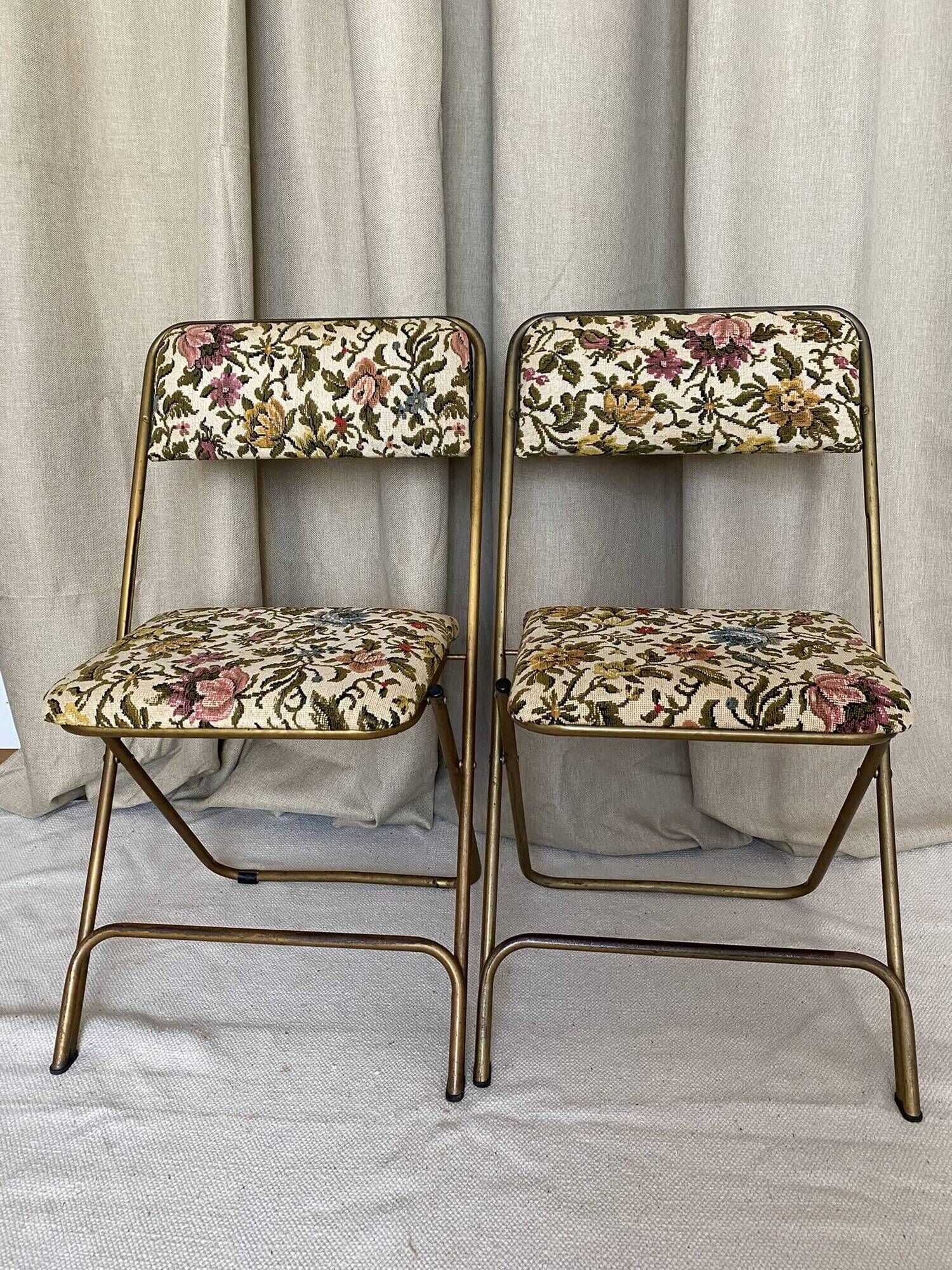 Lafuma folding chairs "Chantazur" floral upholstery from the 1960s.