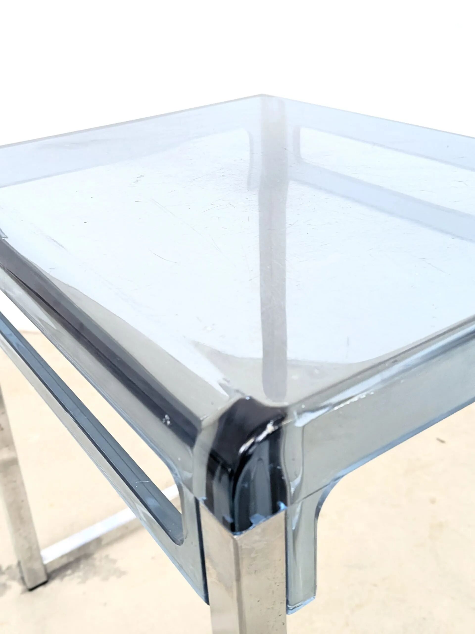 Lot de 2 tables d’appoint Marc Berthier années 60