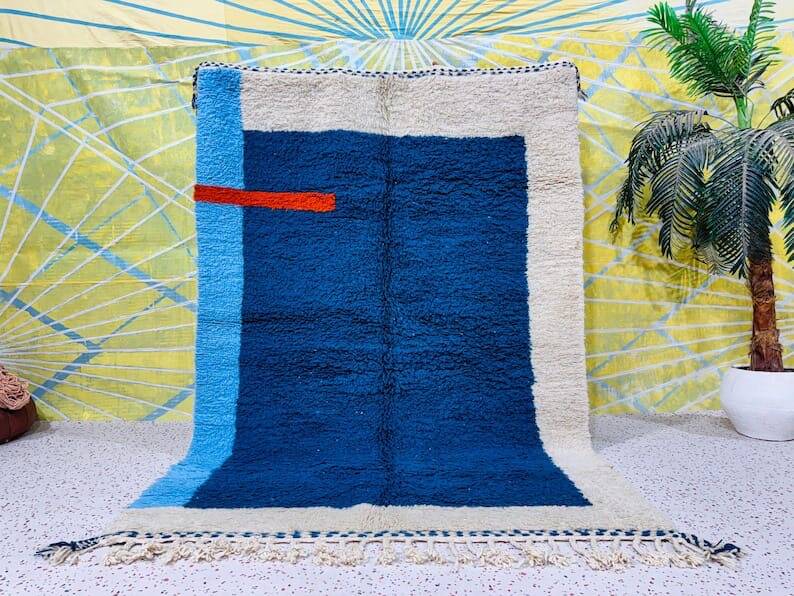 Handmade pure wool rug, size 150 x 250 cm.