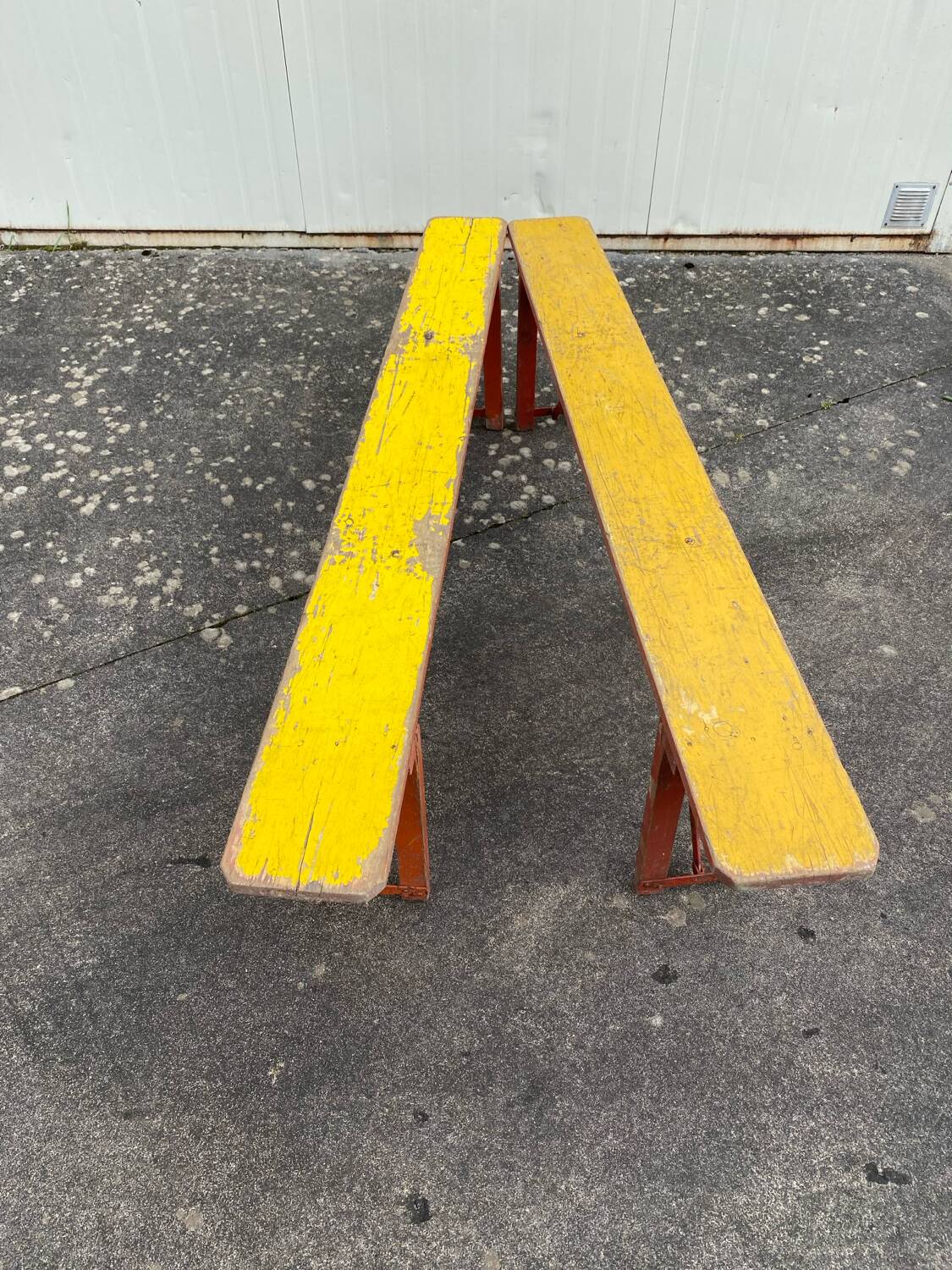 Paire de bancs pliants
