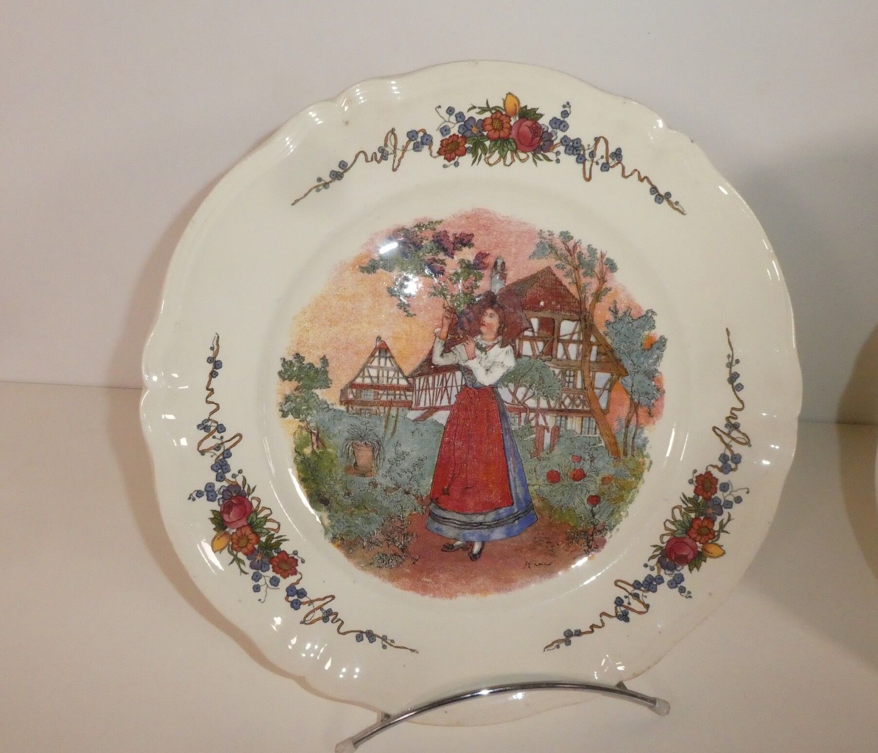 Obernai serving dishes