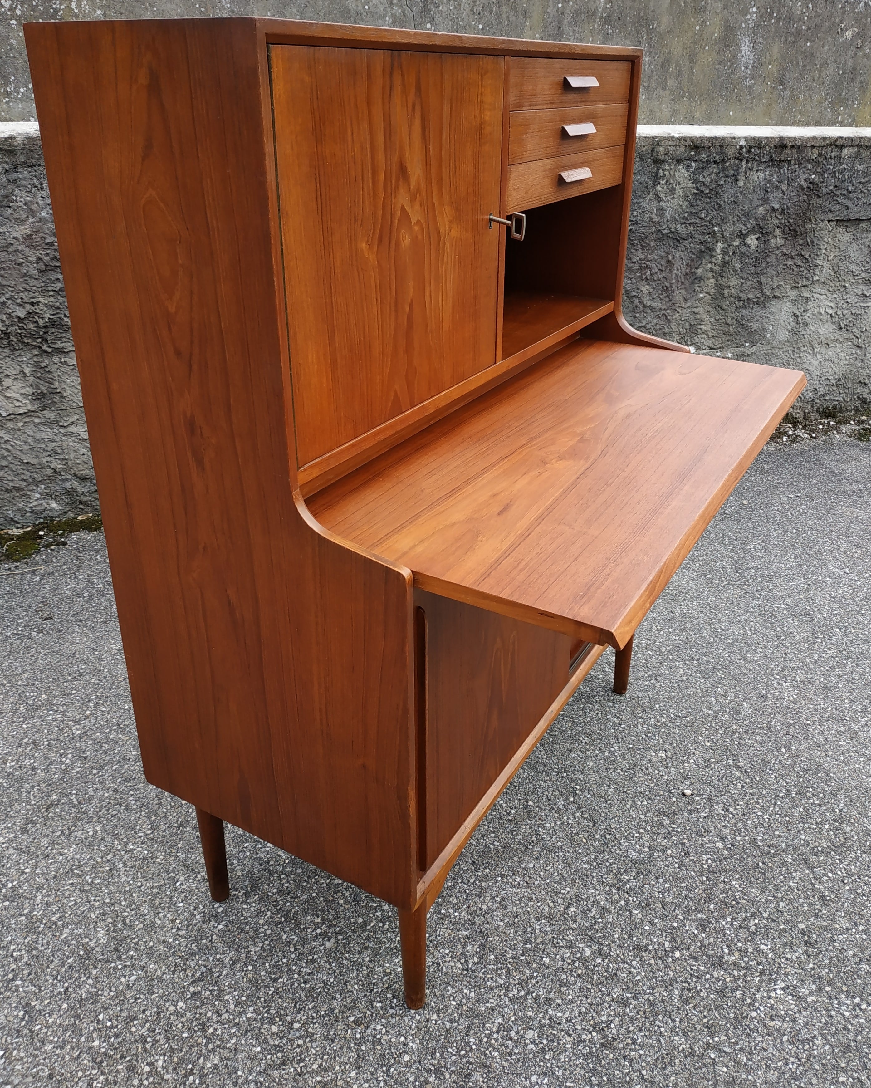 Scandinavian Secretary of Arne Wahl Iversen for Vinde Møbelfabrik 1960
