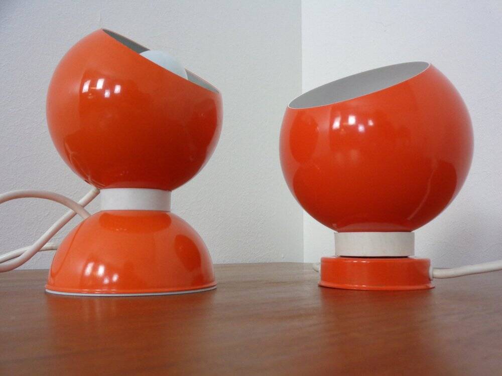 Italian Space Age Metal Internal Magnet Table Lamps by Reggiani, 1960s, Set of 2