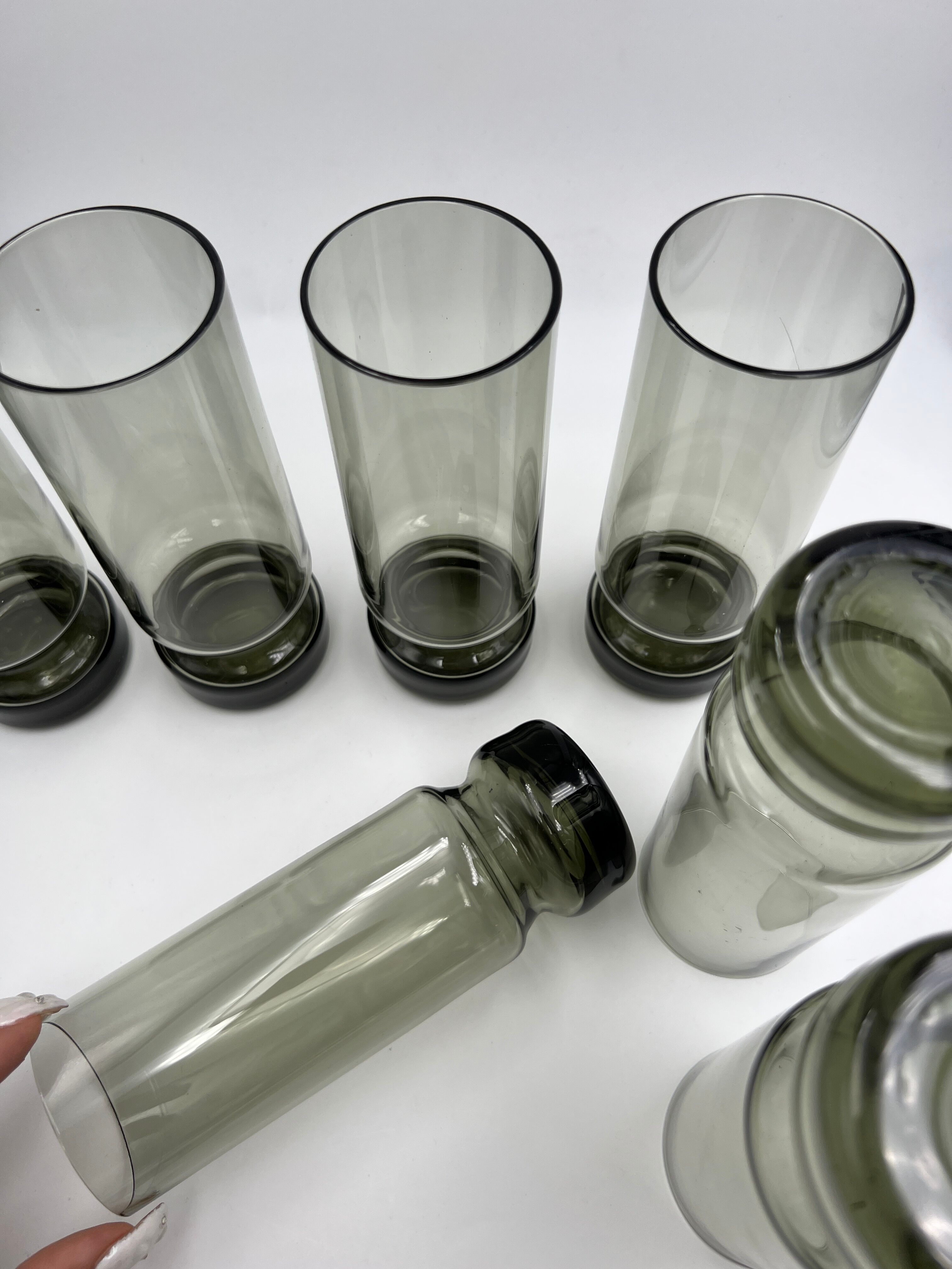Lot de 7 verres à eau fumés