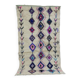 Handmade moroccan berber rug 217 x 117 cm