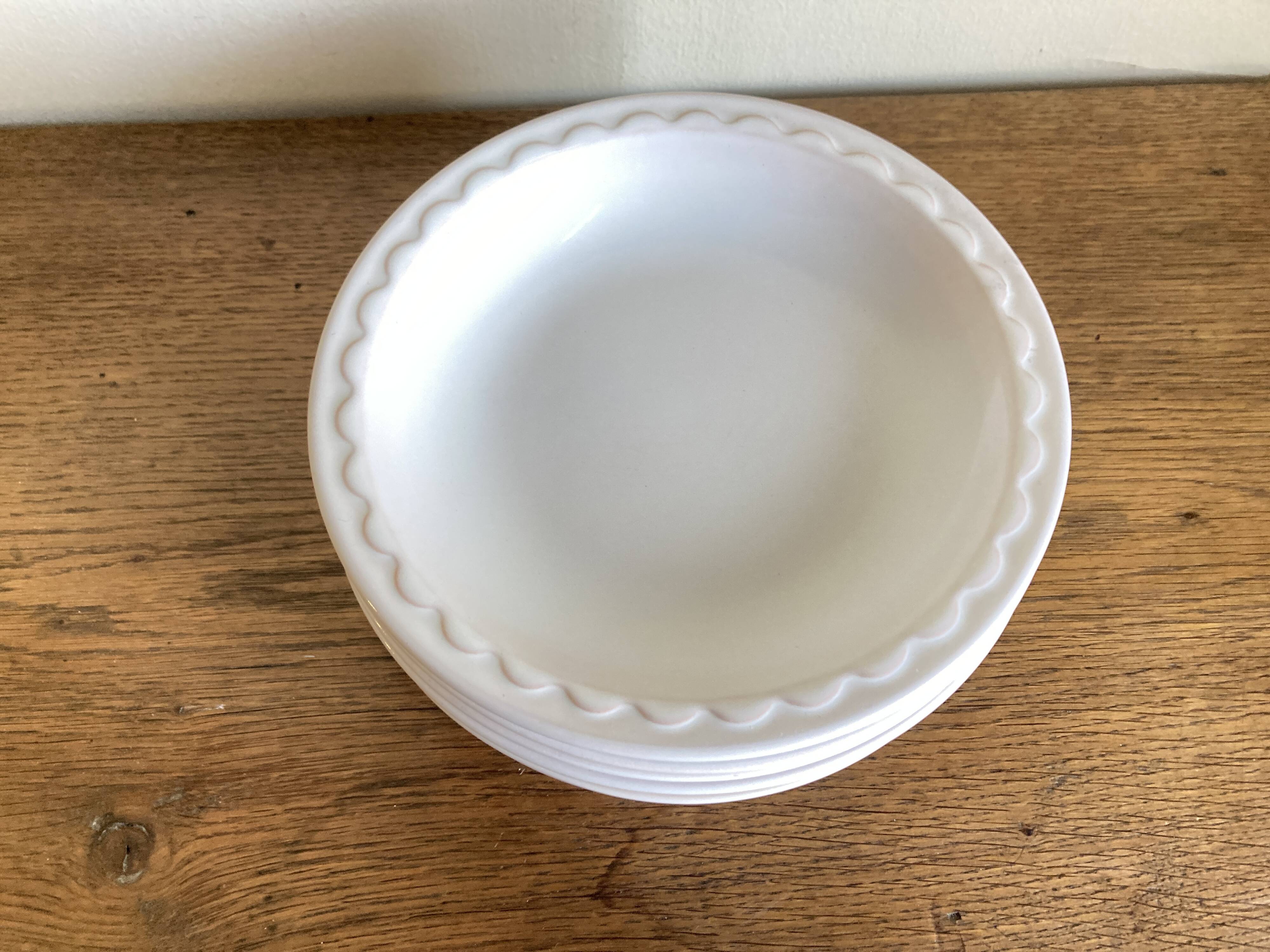 Set de 8 assiettes creuses Festons de Pierre Motton pour Gien 1970