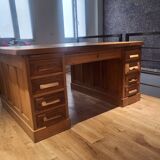 Bureau double