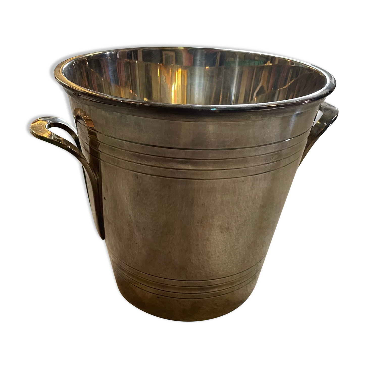 Silver metal champagne bucket