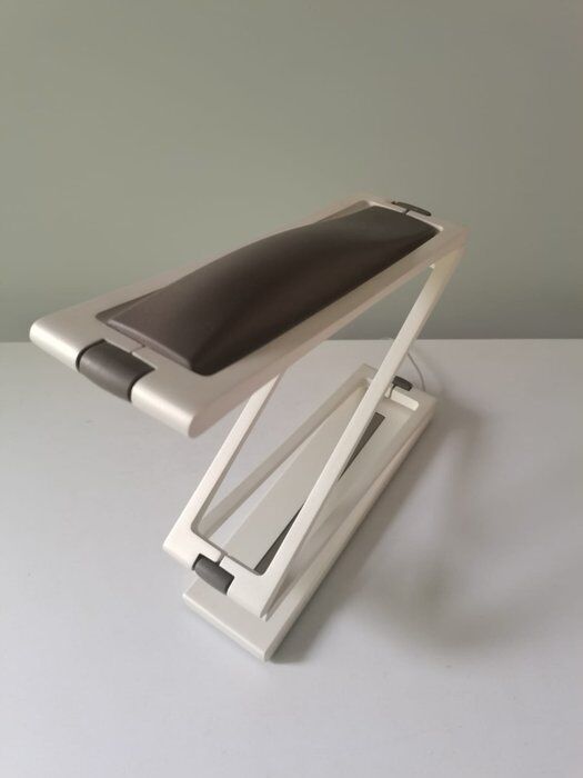 Italian desk lamp "Chain" by Ilaria Marelli for Nemo