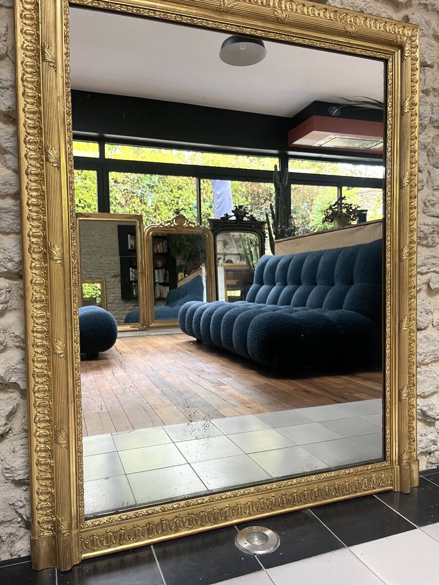 Fireplace mirror 127/101.5cm gilded with gold leaf, mercury glass, fireplace trumeau.