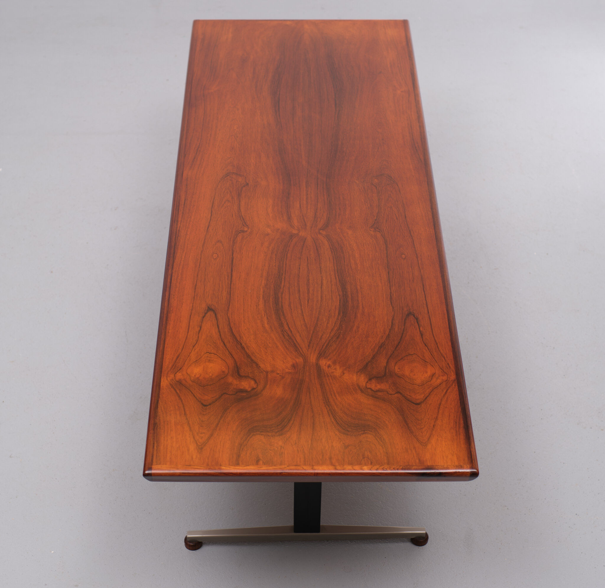Rosewood coffee table 1960 scandinavian