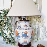 Hand-painted porcelain table lamp, Chinese Imari style.