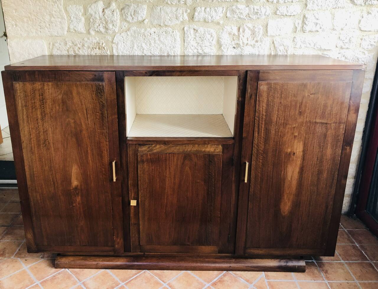 Art Deco low walnut sideboard Circa 1930/1940
