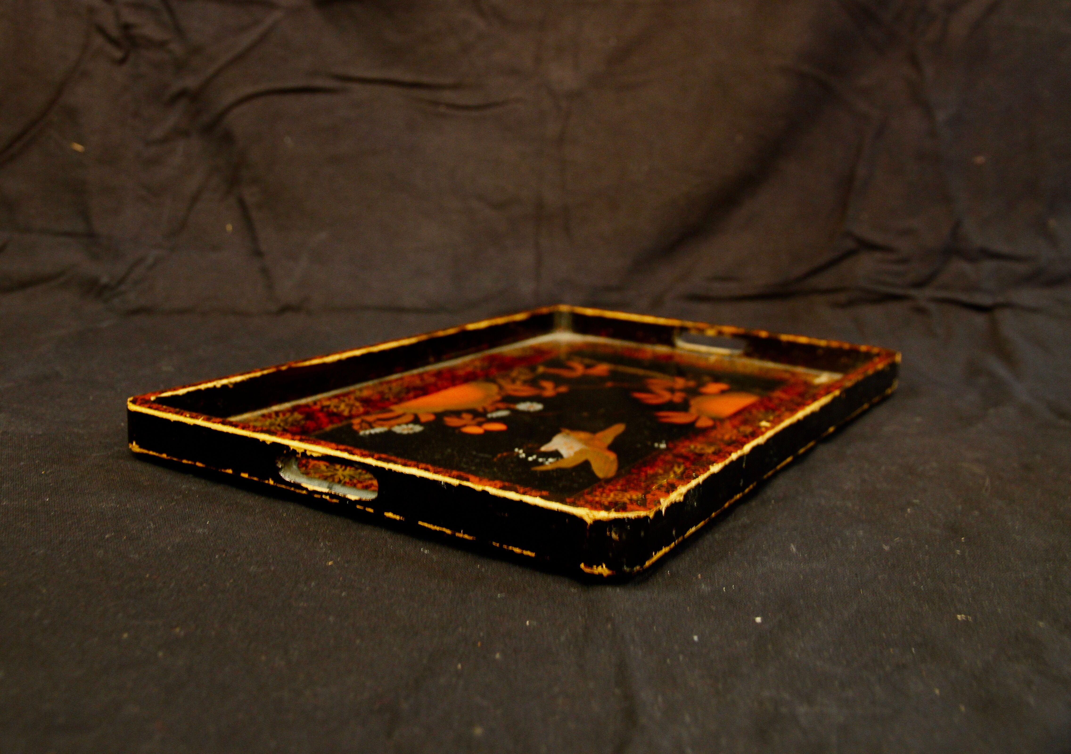 Chinese lacquered wooden tray, early 20th century