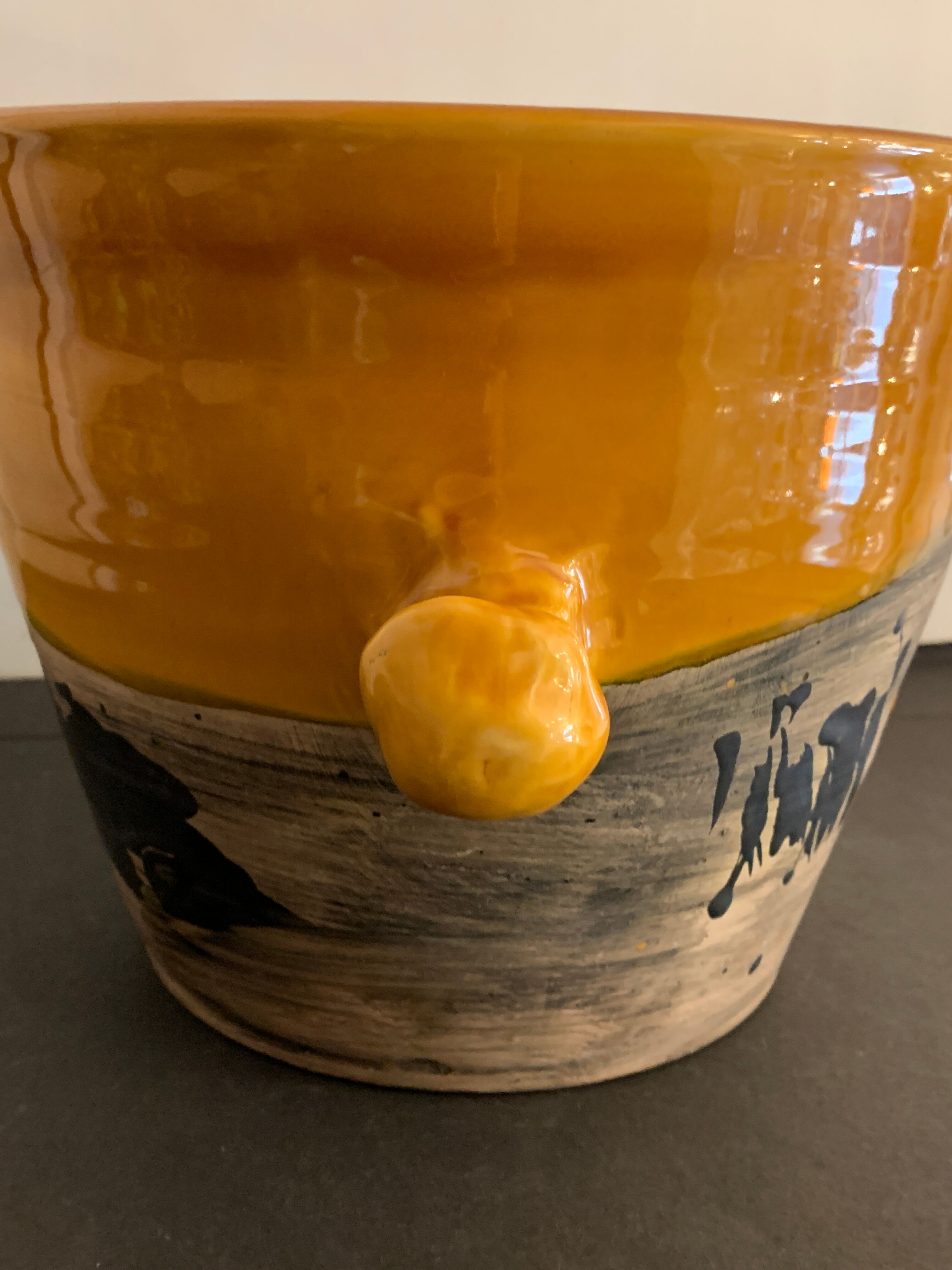 Seau à champagne ou jardinière céramique tachiste Poterie du Colombier, 1973