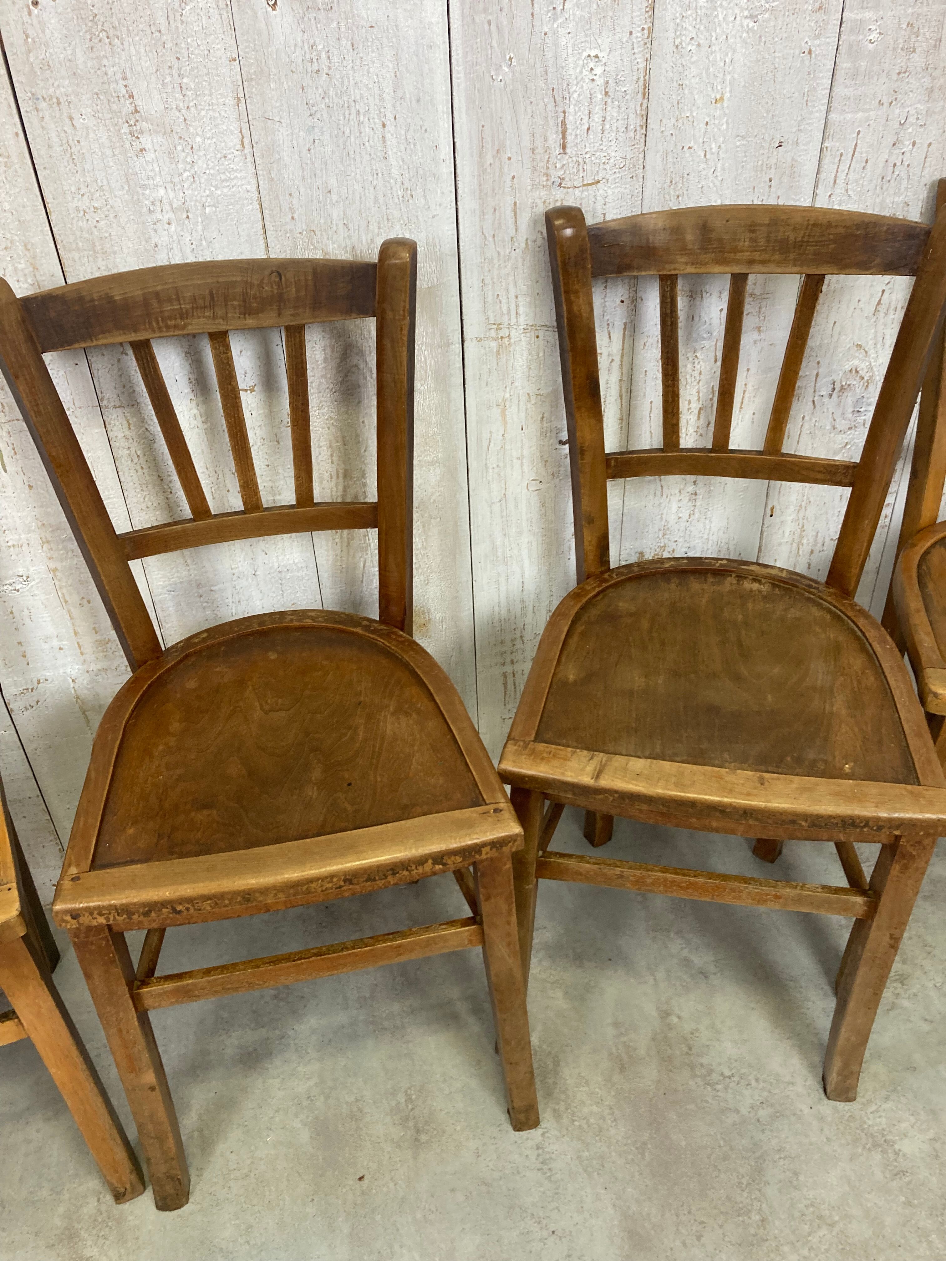 Chaises bistrot dépareillées x5