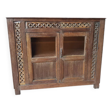 Ancient tribal buffet in Burmese teak