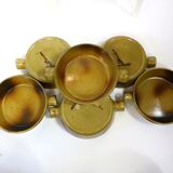 Vintage service plates and serving trays, 39 pieces, silk-screened.