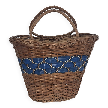 Vintage wicker basket with blue band