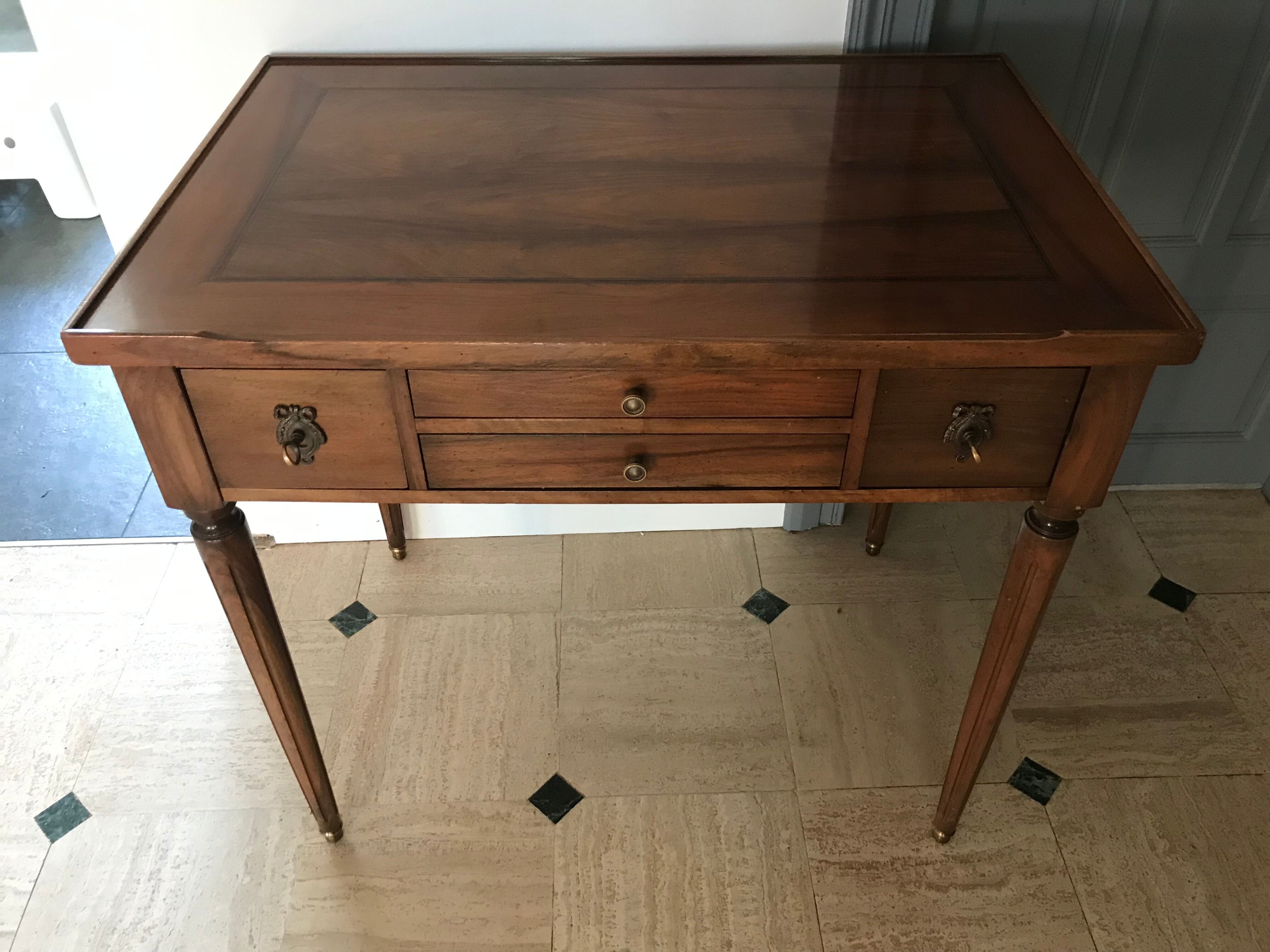 Desk