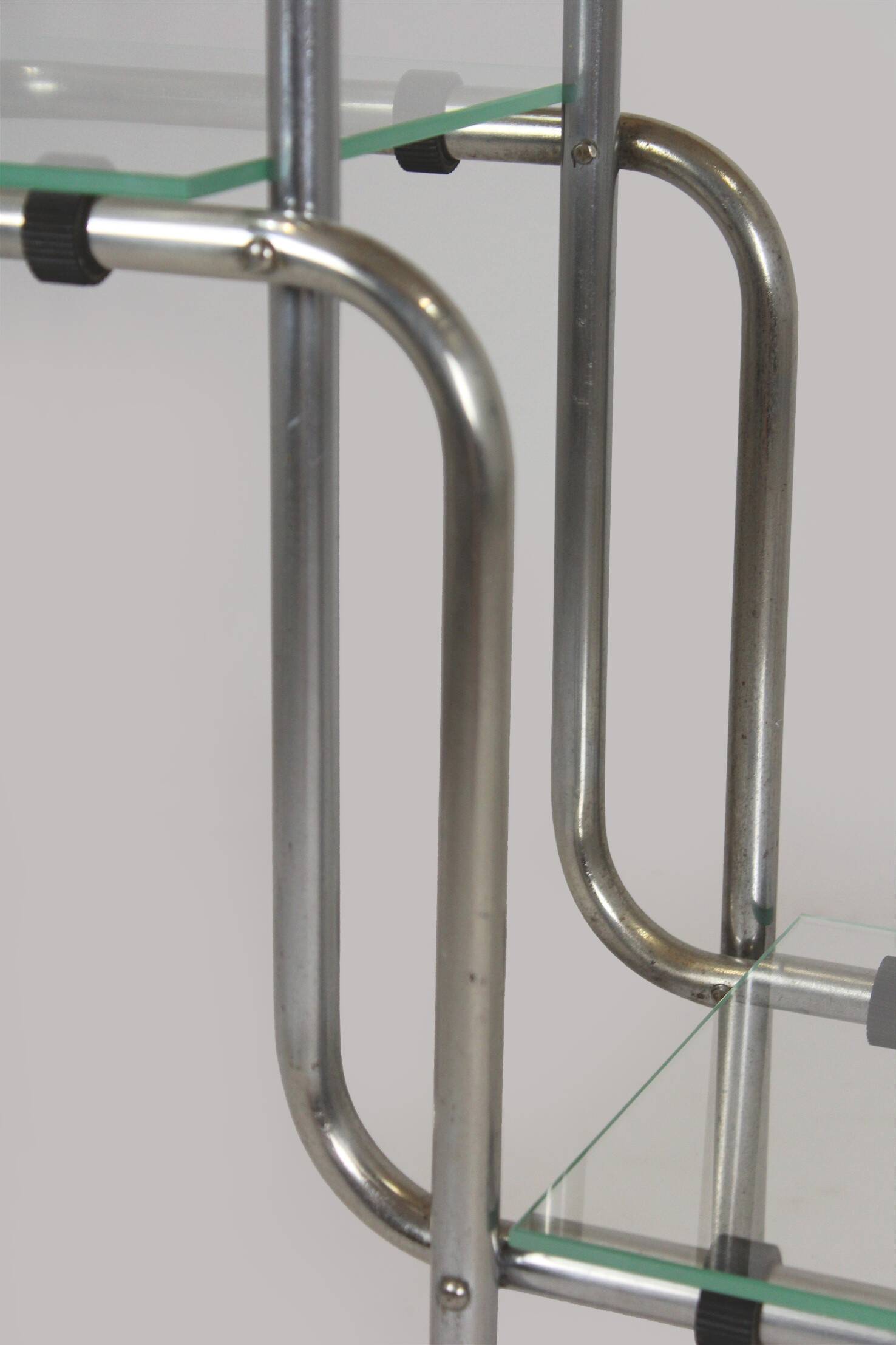 Large Bauhaus Functionalist Plant Stand in Chromed Steel and Glass, Former