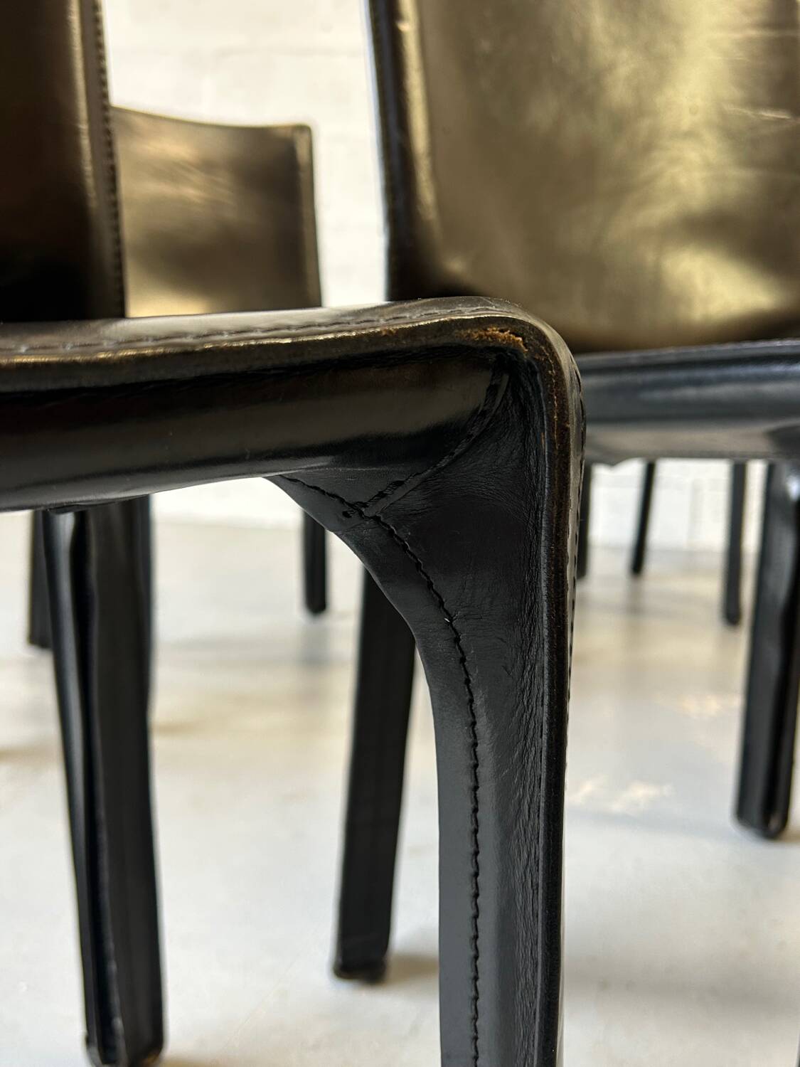 Cab 412 chairs Cassina mario bellini