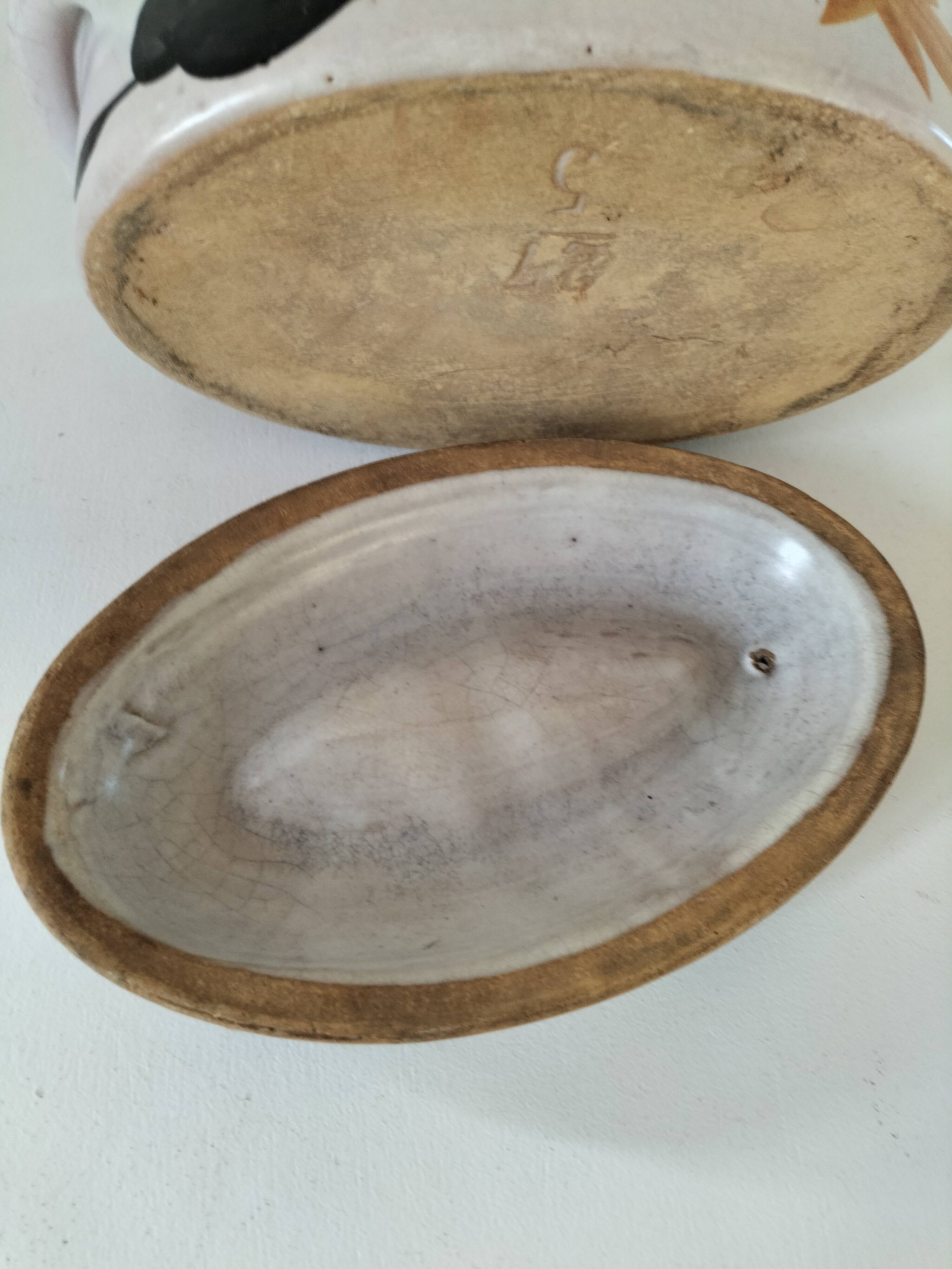 Marsh pottery dish