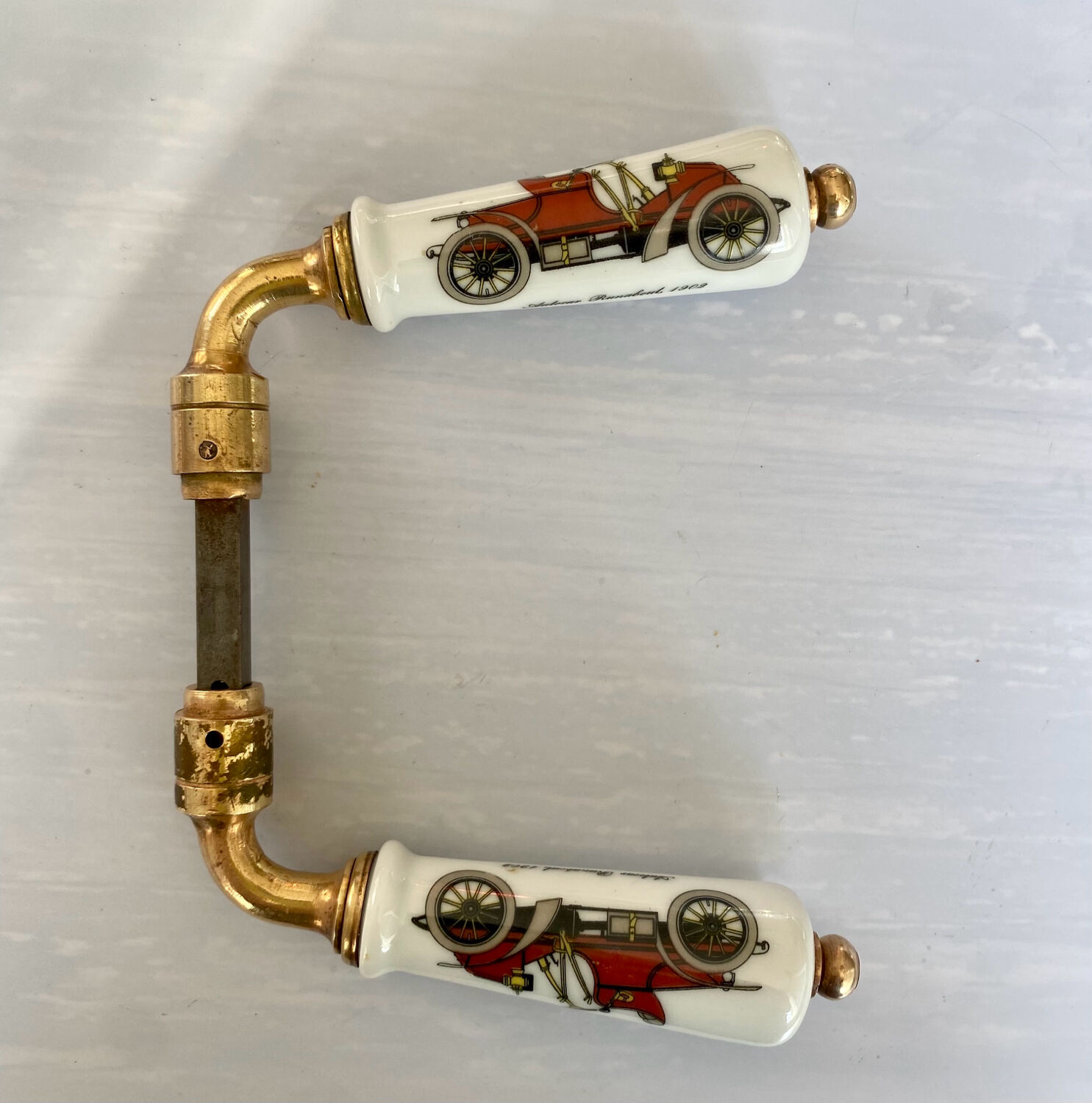 Porcelain door handles