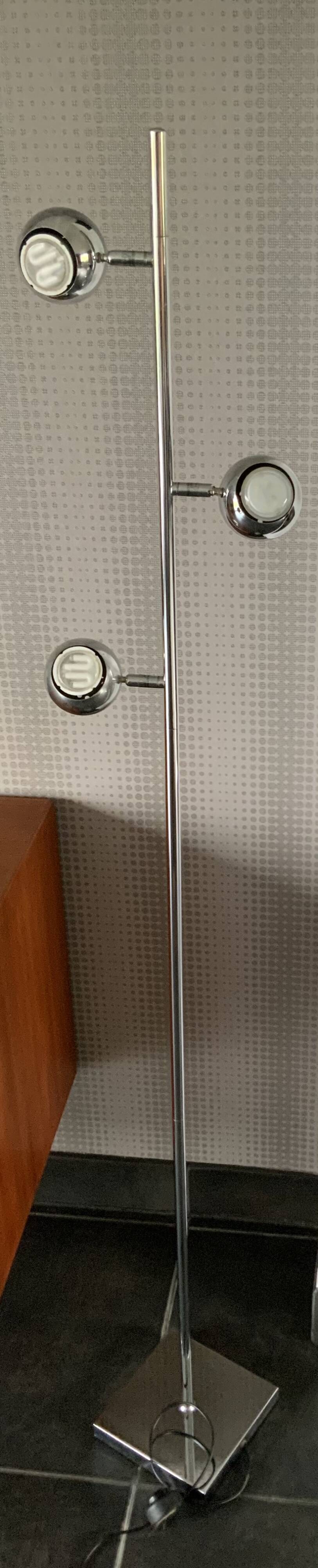 Seylumiere eyeball floor lamp