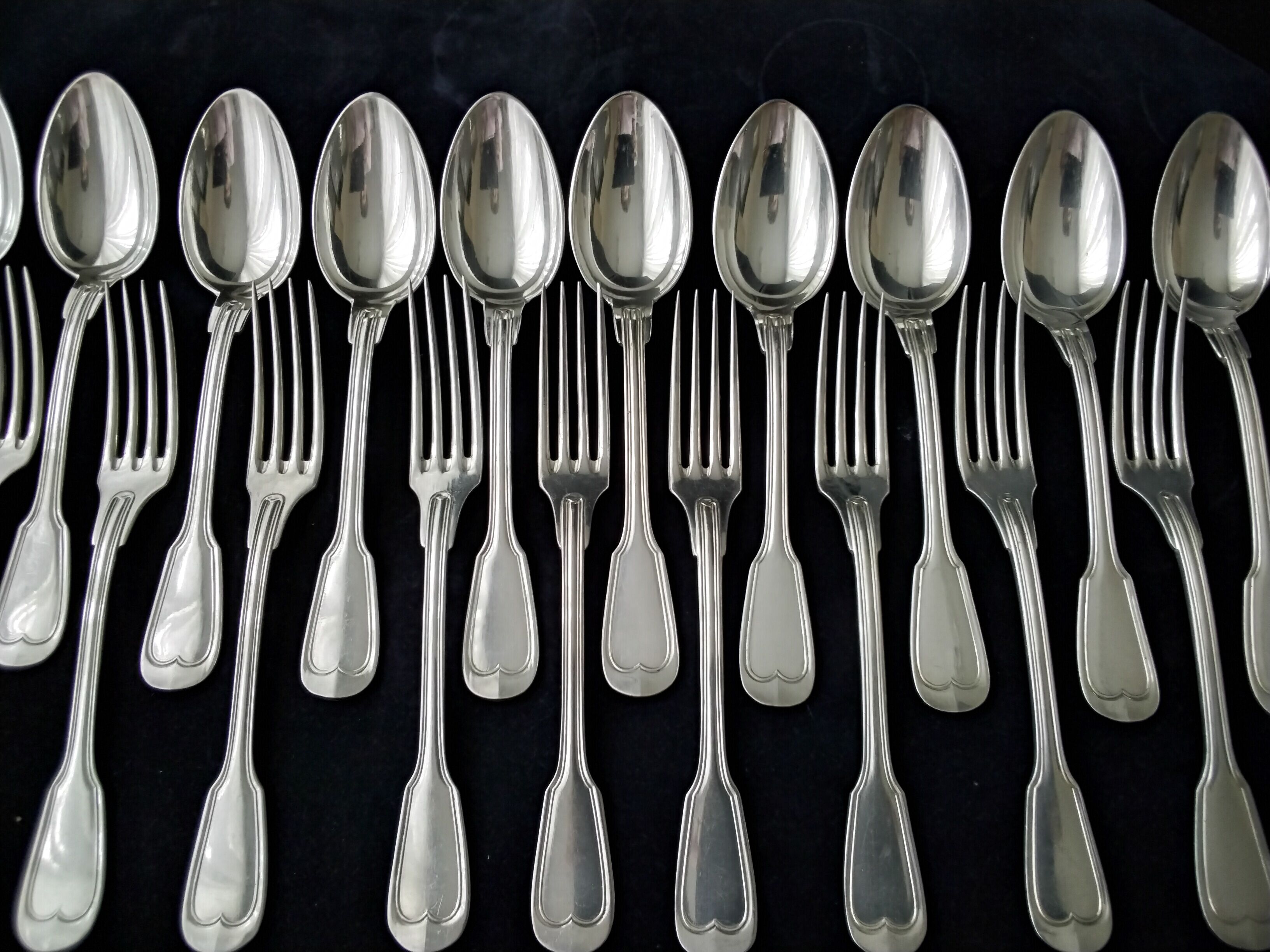 Ménagère 24 pièces SFAM   Modèle filet