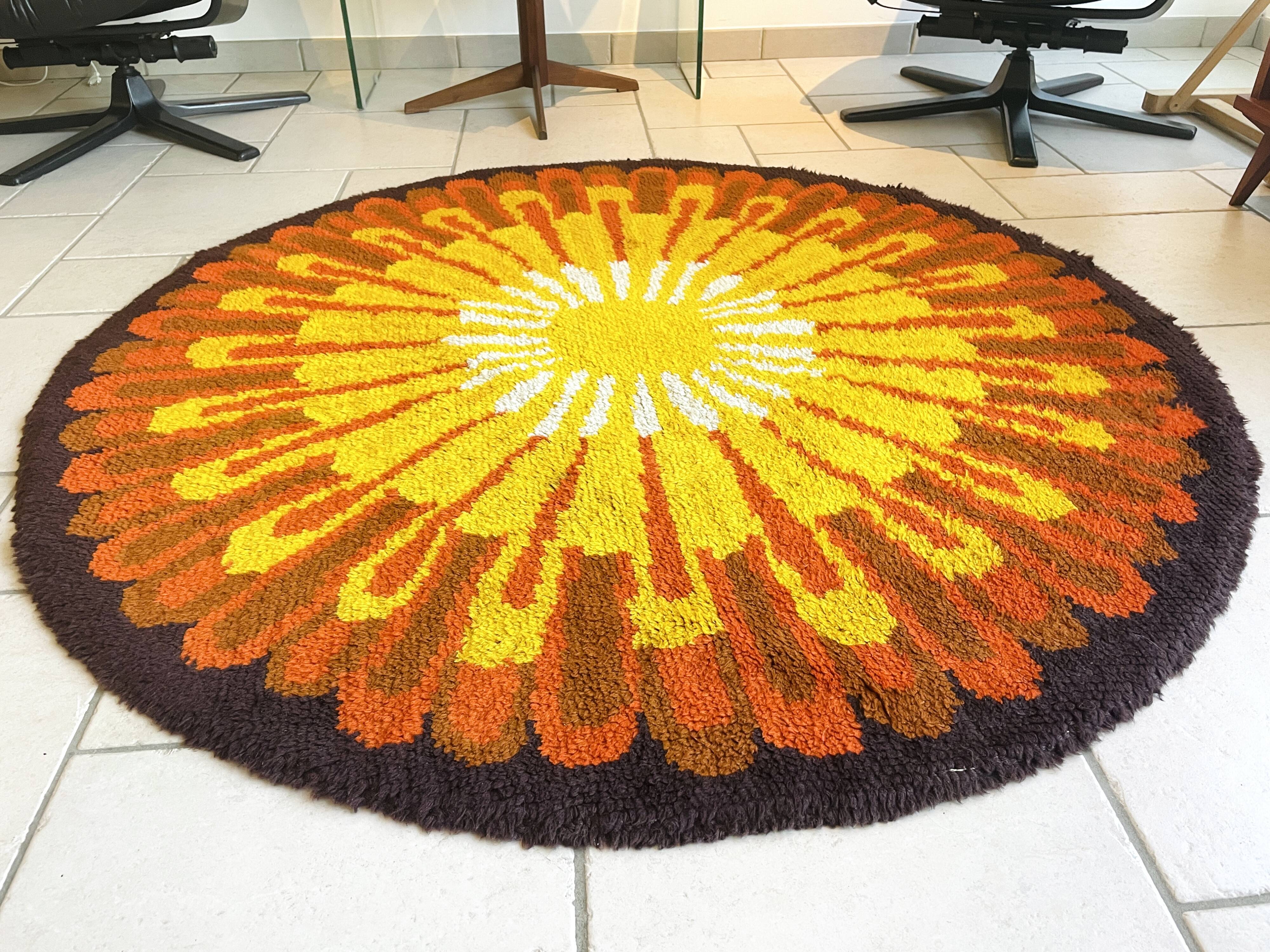 Desso 70s round rug