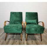 Pair of restored armchairs by Jindrich Halabala