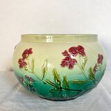 Slip pot vase