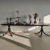 English dining room table in mahogany veneer late nineteenth with two extensions (from 1m80 to 2m80)