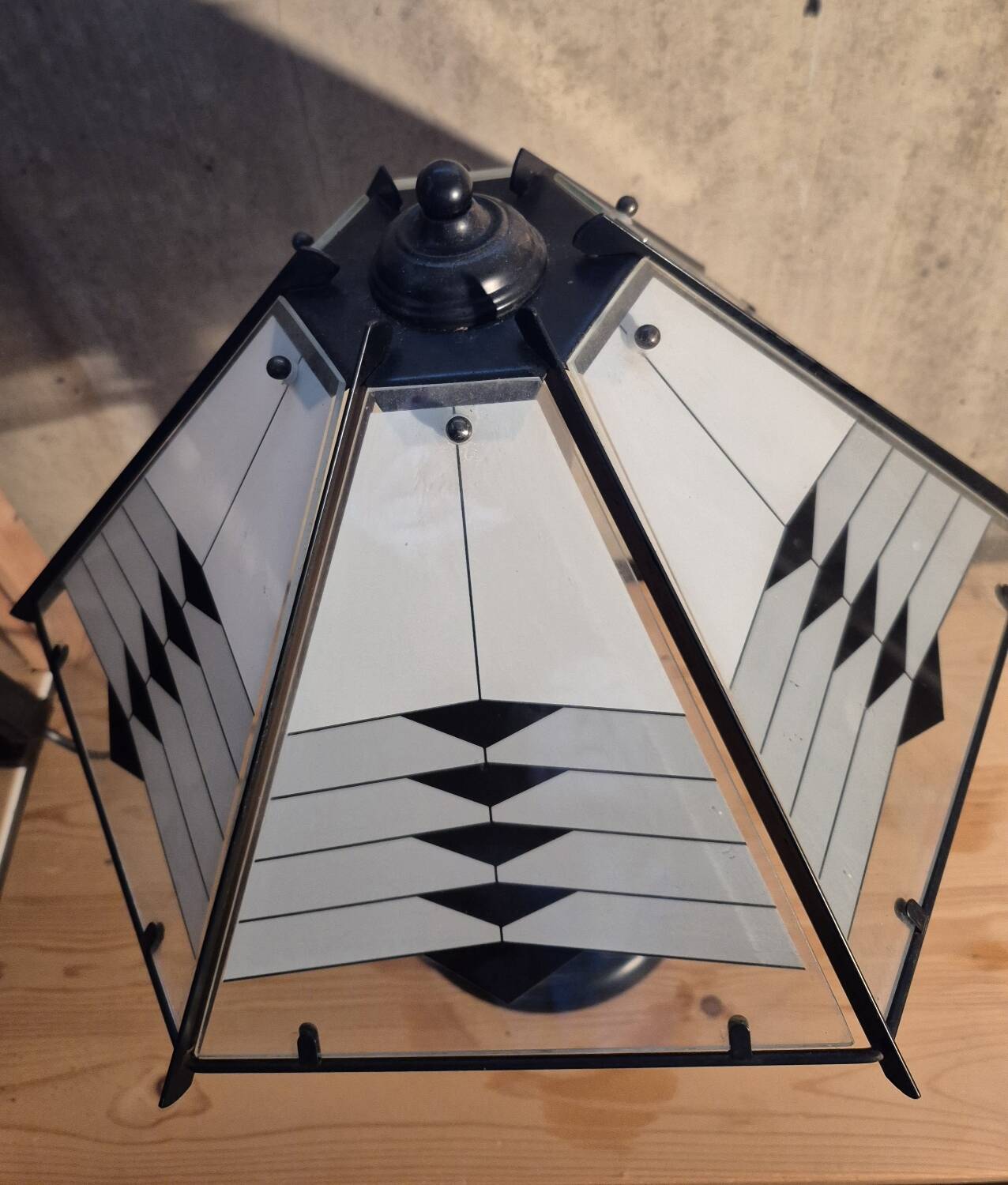 Postmodern black white table lamp art deco style 1980s