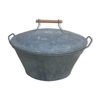 Old zinc basin washer