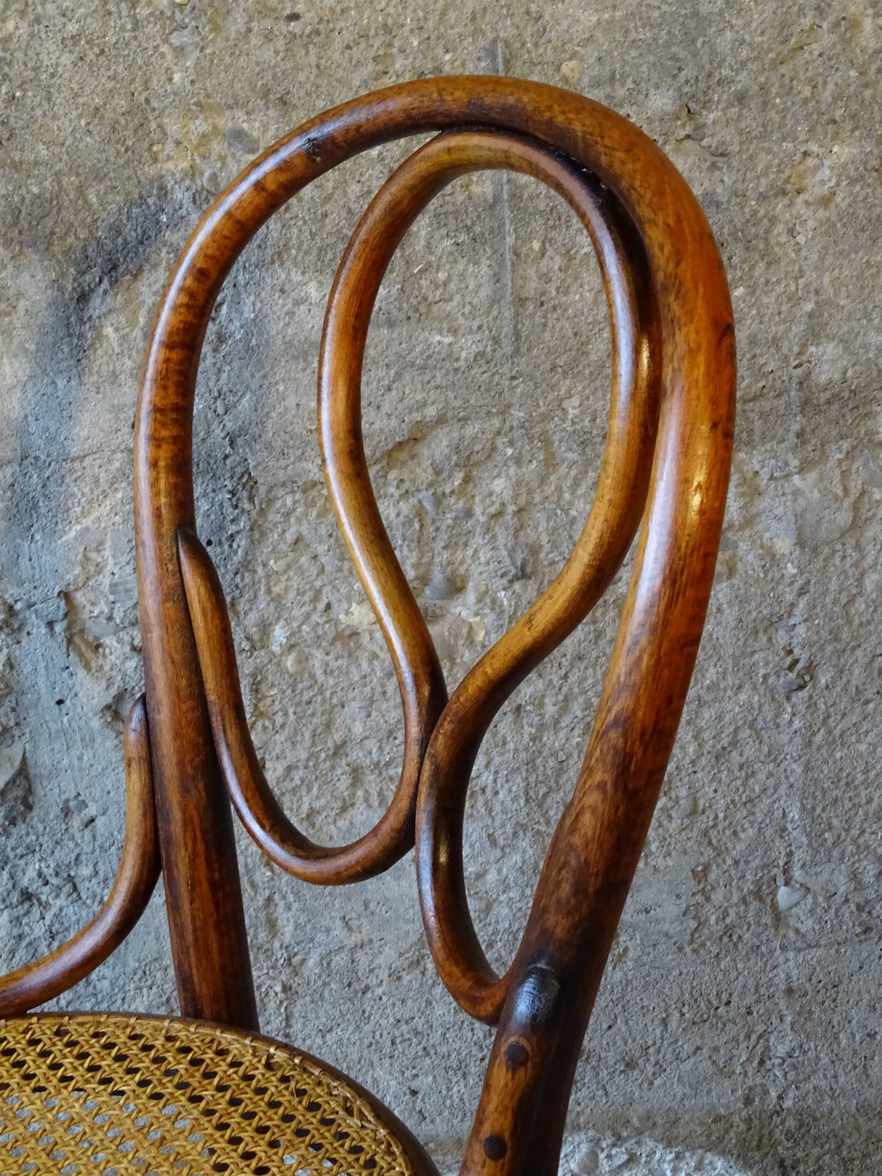 Thonet chair No. 20, label 1875