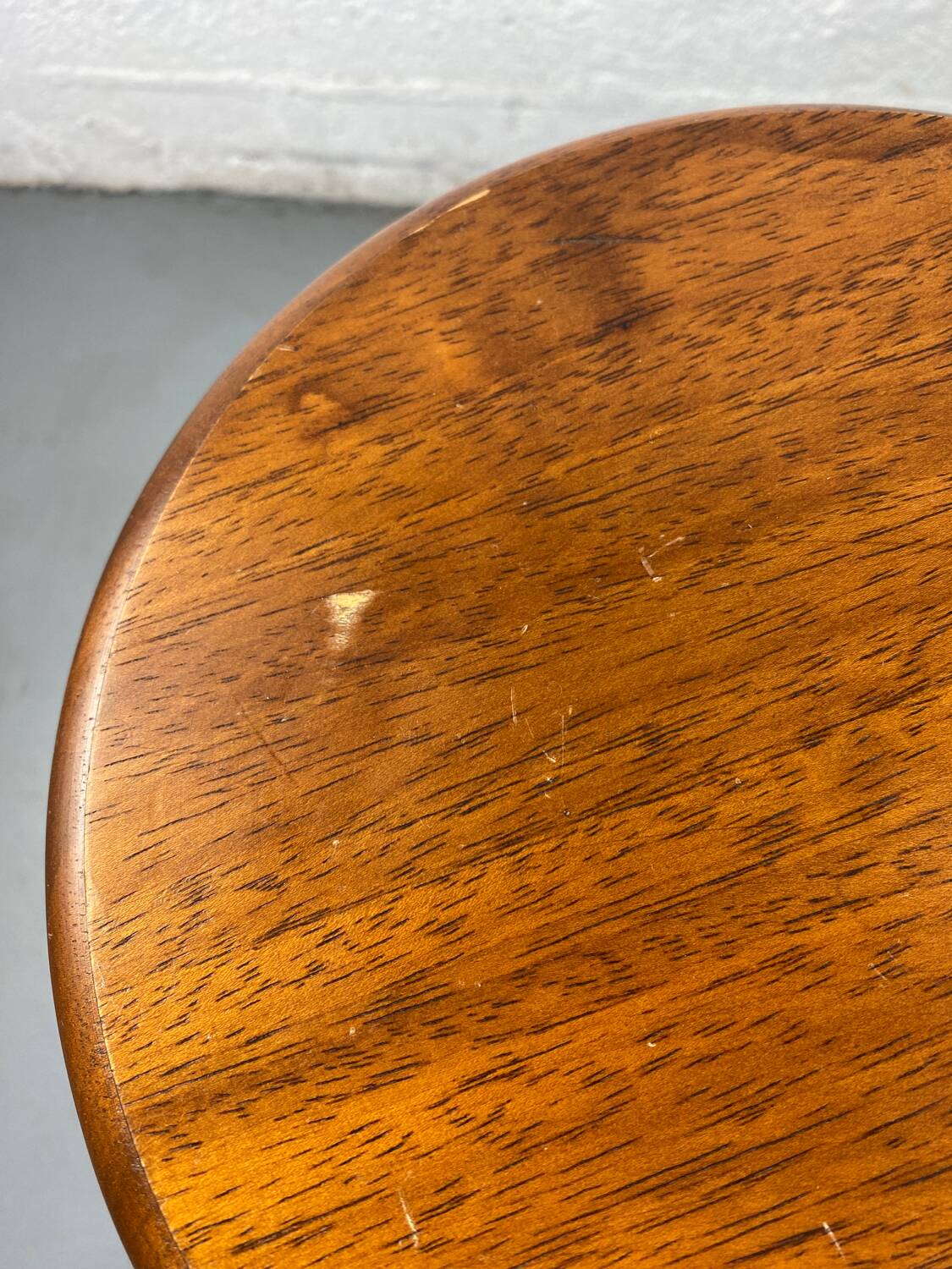 Wooden pedestal table