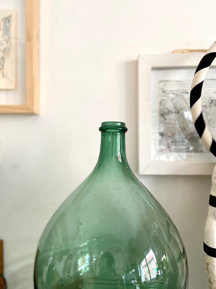 Demijohn in blown glass
