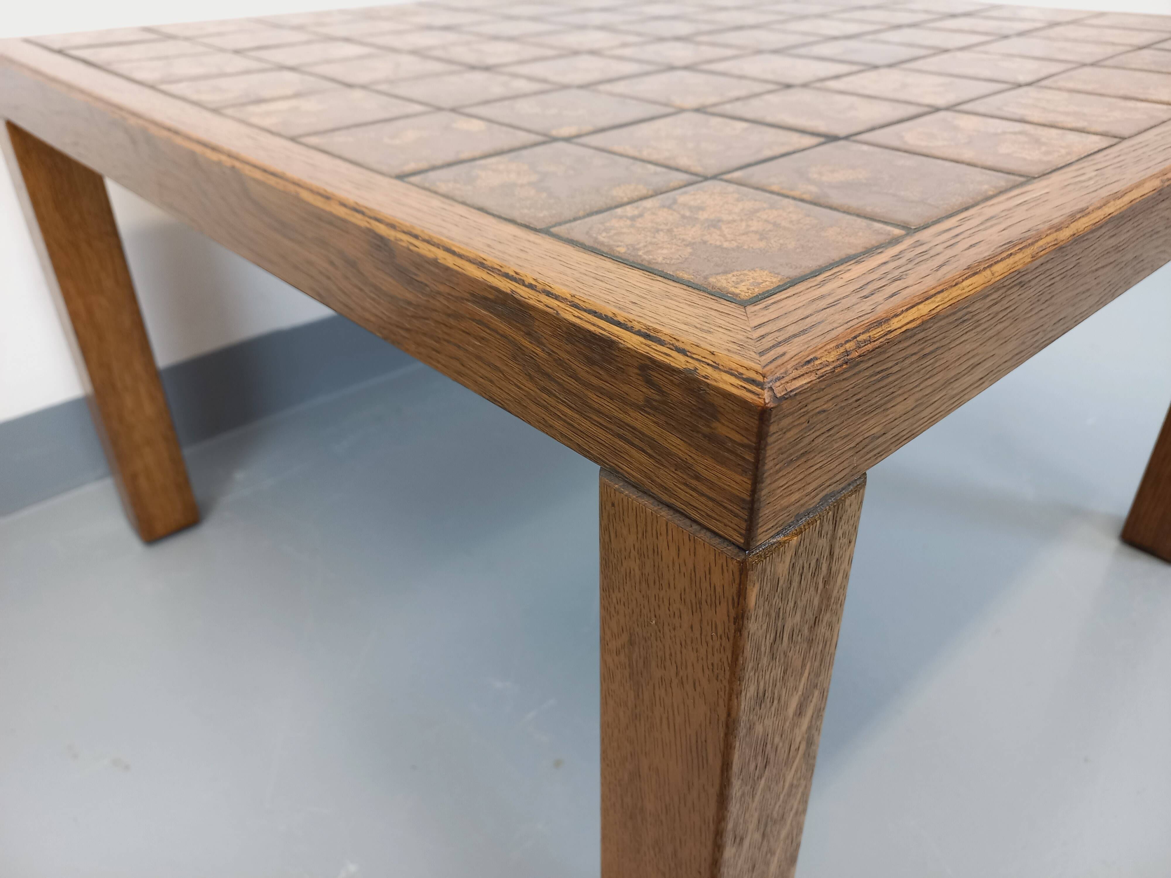 Vintage square coffee table in oak wood and ceramic from the 60s and 70s