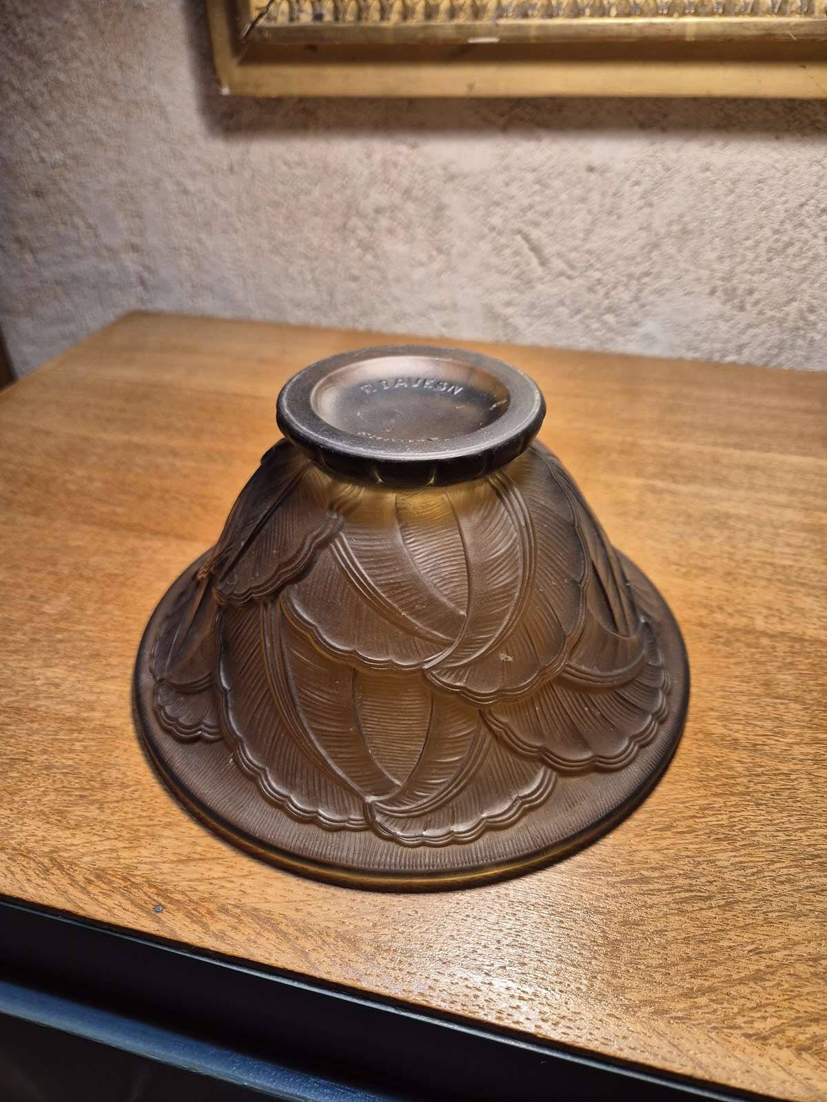Smoked glass bowl from the Art Deco period, signed Pierre D'Avesn