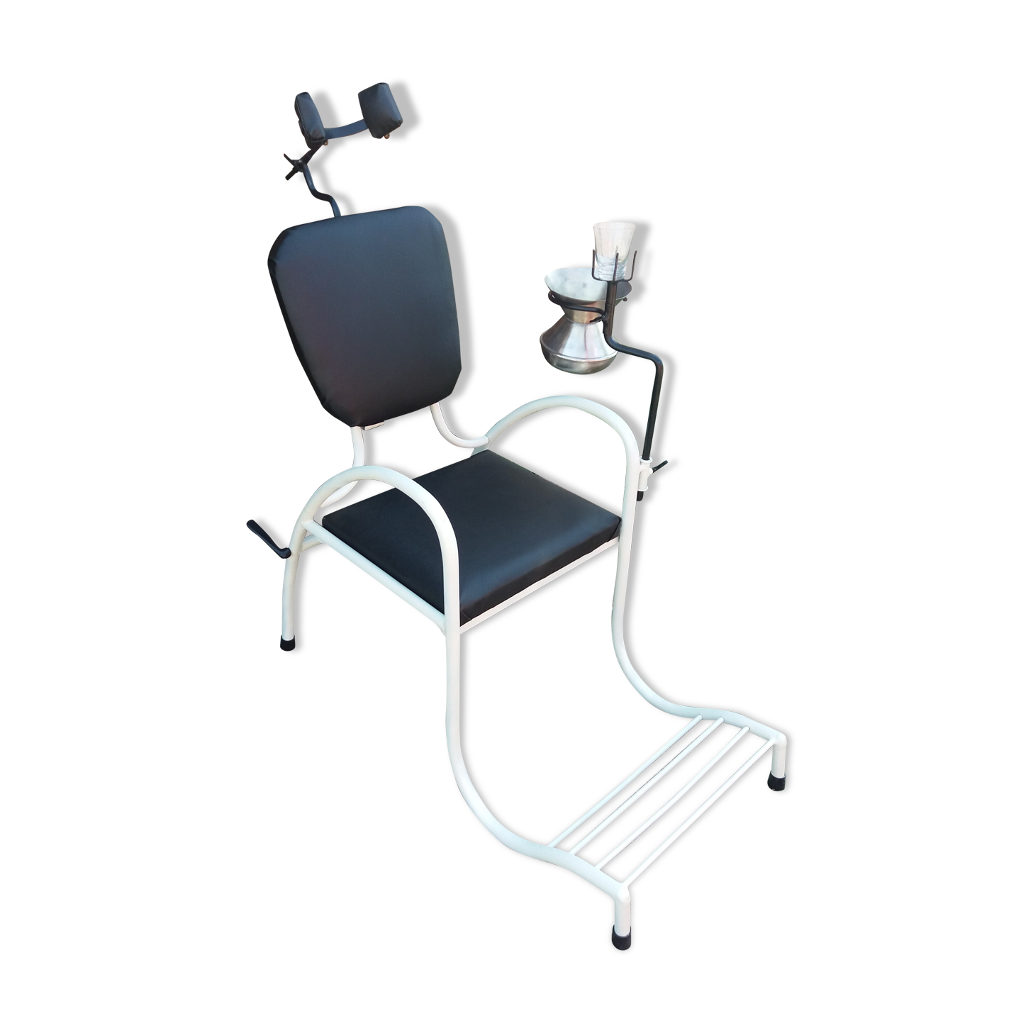 Country dentist's chair