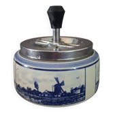 Delft rolling ashtray