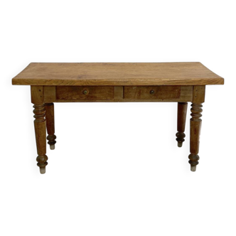 Farmhouse table