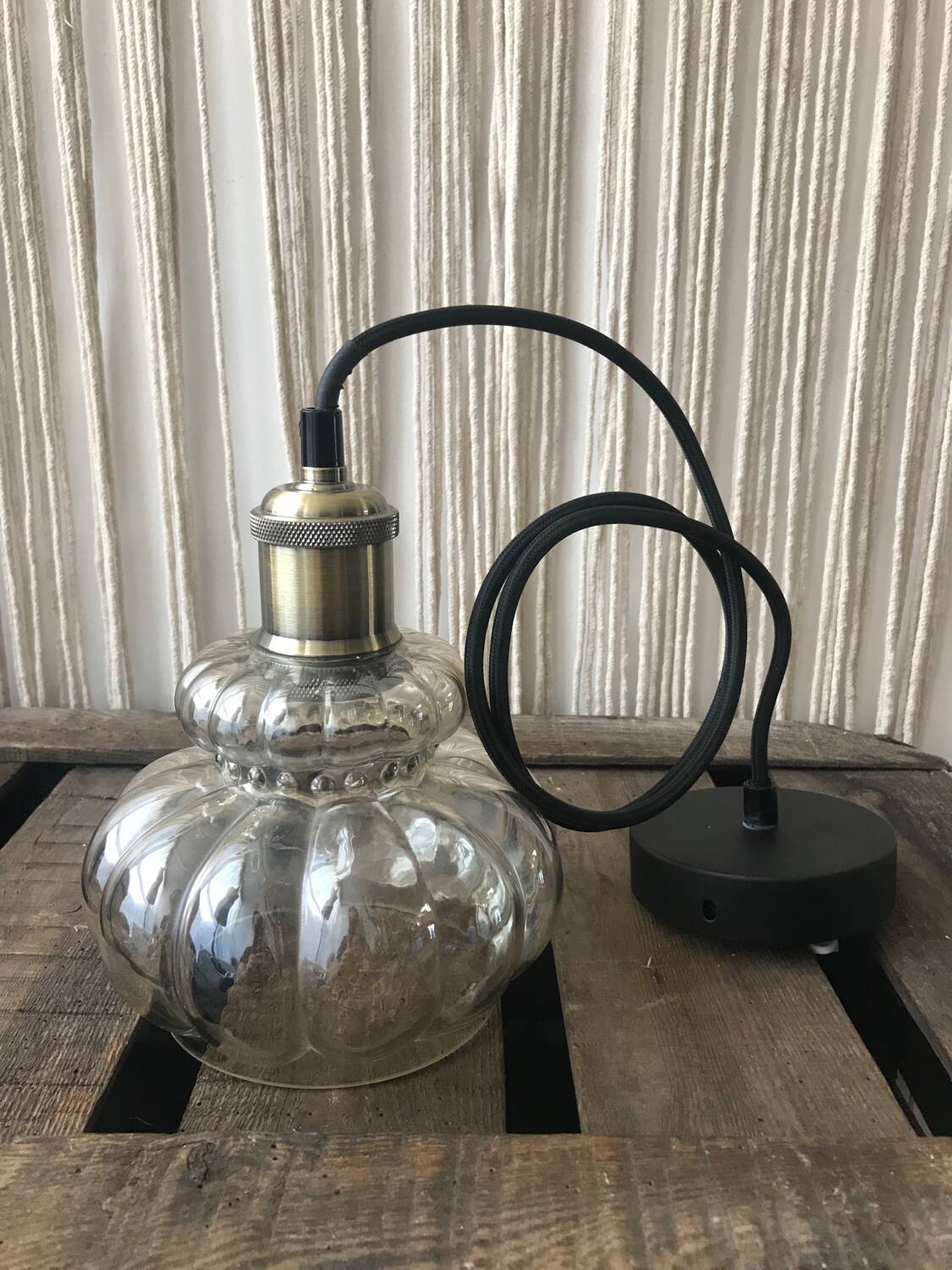 Pendant light with vintage globe