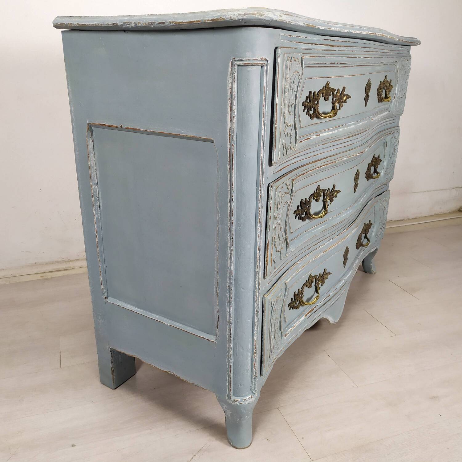 Antique patinated chest of drawers