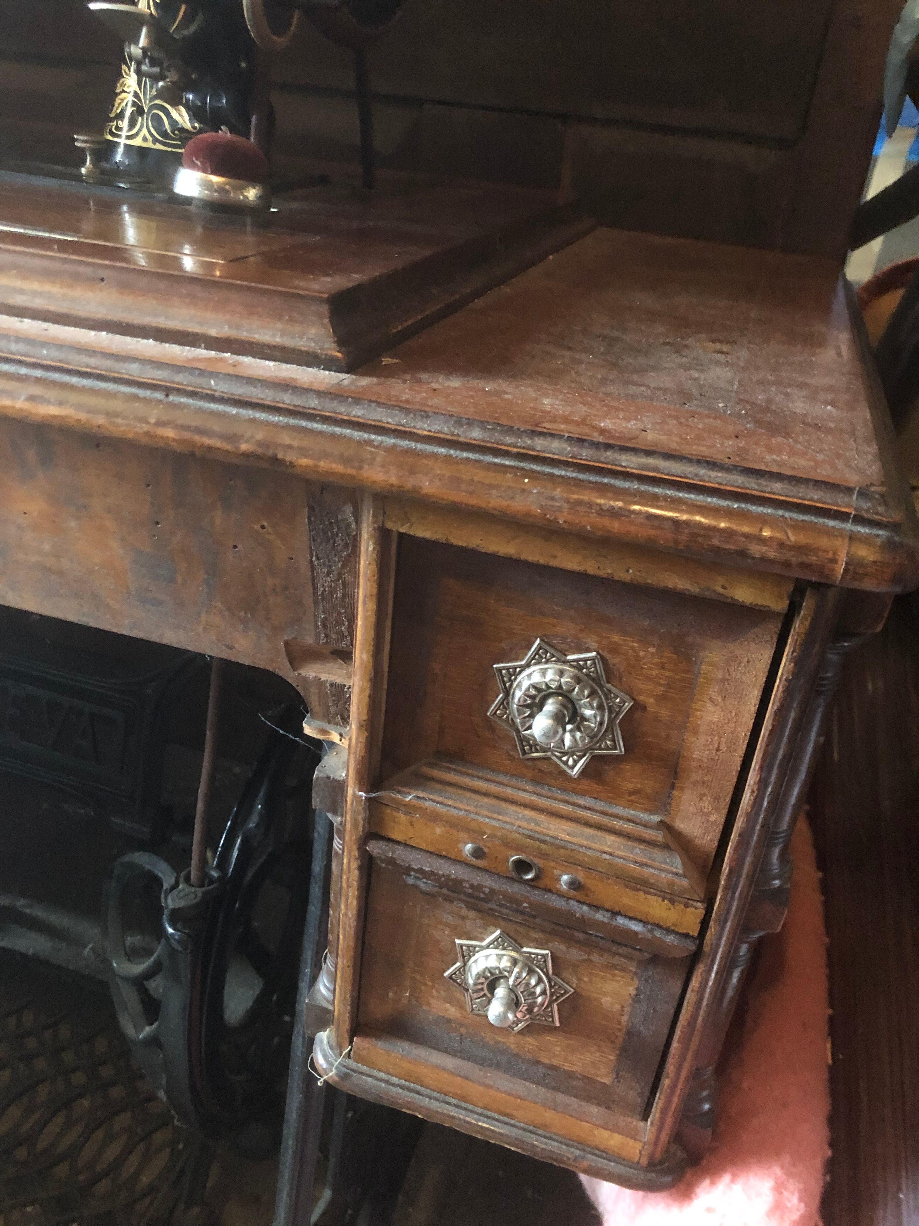 Old neva sewing 1900