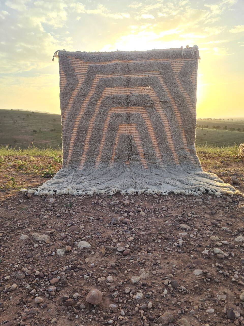 Handmade wool Berber rug 300X200 cm